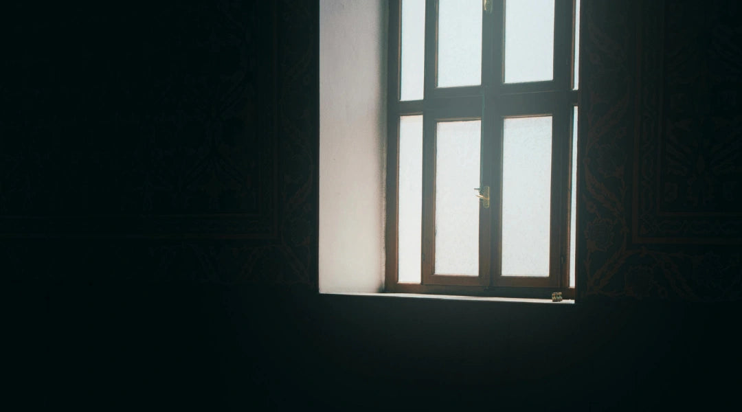 Why Intermittent Tinnitus feels worse in quiet environments image